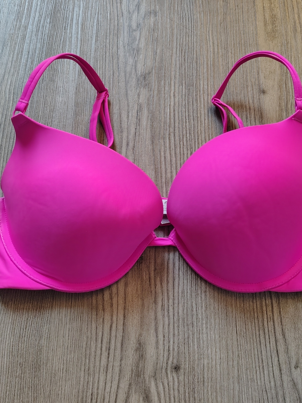 Victorias Secret Push Up Bra 38C Bright Pink Contoured Padded Plunge Underwire